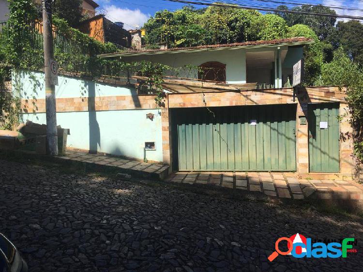 Excelente casa para Locação no Centro da Cidade