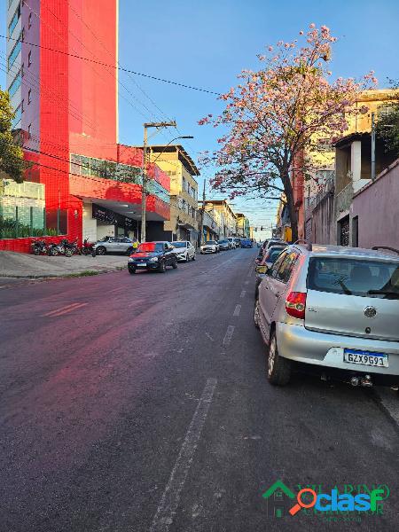 GALPÃO NA RUA JACUI