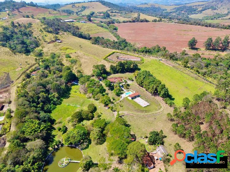 Lindo Sítio com 44.000mts à venda em Atibaia/SP -