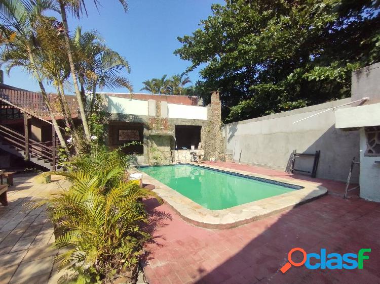Sensacional Casa 6 Suítes com Piscina - Guaiuba