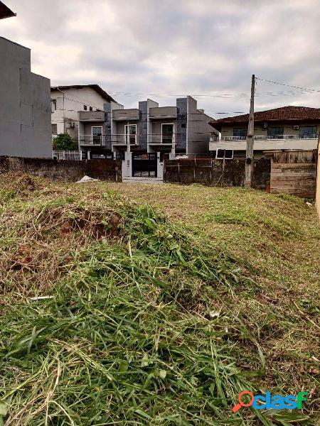 Terreno Bairro Floresta com duas frentes