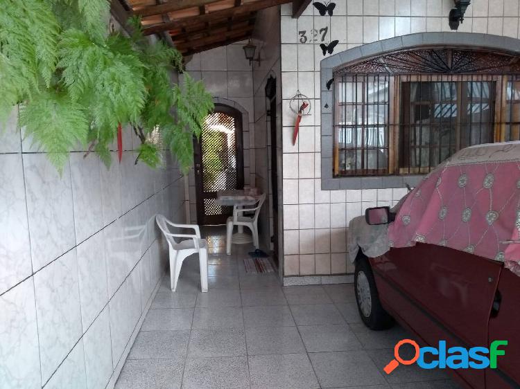 VENDE CASA GEMINADA NA OCIAN