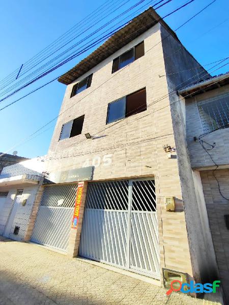 VENDO CASA TRIPLEX NA ANTÔNIO BASILIO