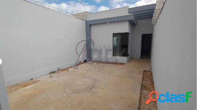 Vende-se Casa de 3 Quartos com Suíte no Bairro