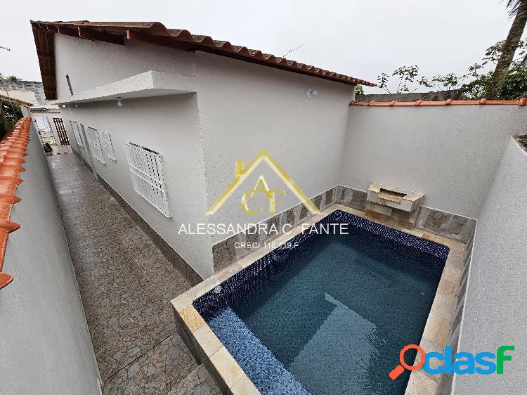 AMPLA CASA COM PISCINA REVITALIZADA EM MONGAGUÁ