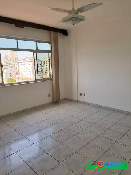 APARTAMENTO DE 02 QUARTOS COM DEPENDÊNCIA DE EMPREGADA