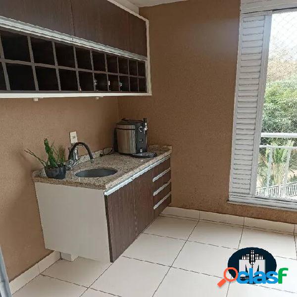 Apartamento à Venda com 2 Quartos, 1 Suíte, 2 Vagas -