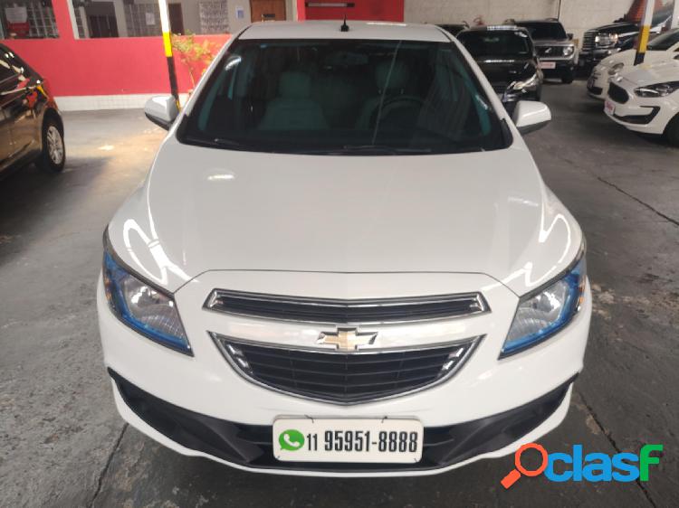 CHEVROLET ONIX HATCH LT 1.4 8V FLEXPOWER 5P MEC. BRANCO 2016