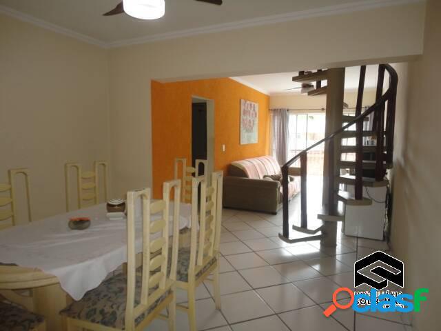 COBERTURA DUPLEX, PRÓXIMO A REGIÃO DOS HOTÉIS