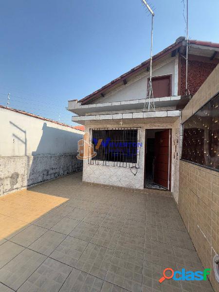 Casa 2 dorm. (1 suíte) R$ 219.000,00 em Mongaguá na