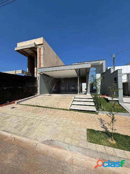 Casa Térrea em Condomínio – Sofisticação e Segurança