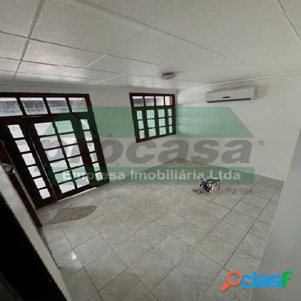 Casa com 3 dormitórios, 300 m² - aluguel por RS