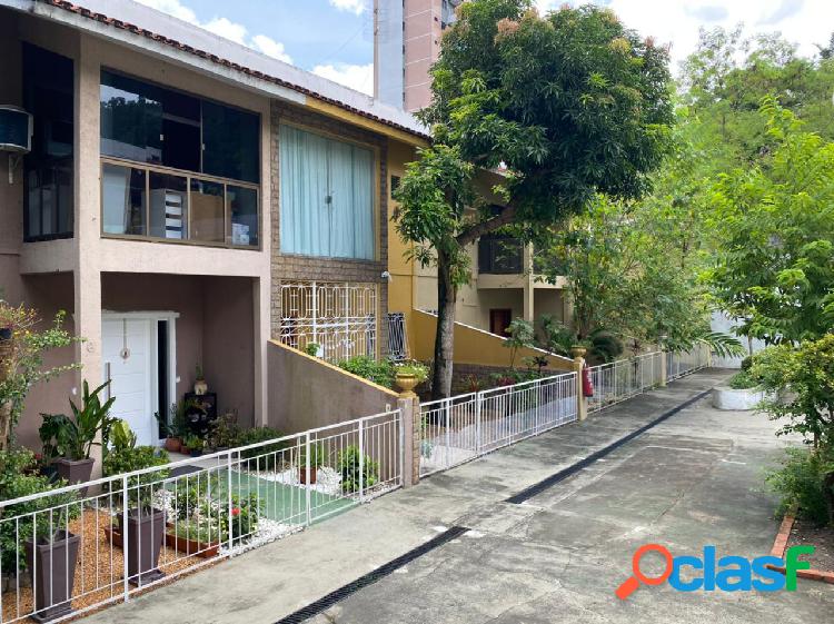 Casa com 3 dormitórios sendo 2 suites para alugar, 150 m²