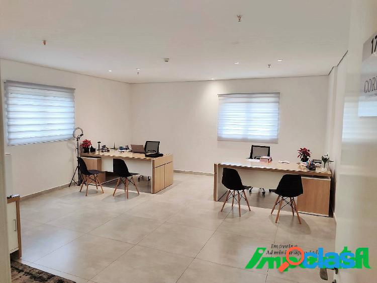 SALA COMERCIAL DE 45 M2 EM ANDAR ALTO COM VAGA DE GARAGEM