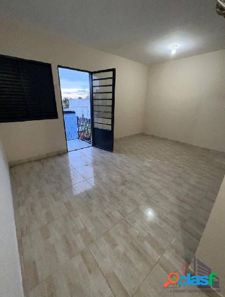 São Judas Tadeu - Vendo Apartamento de 2 quartos - bairro