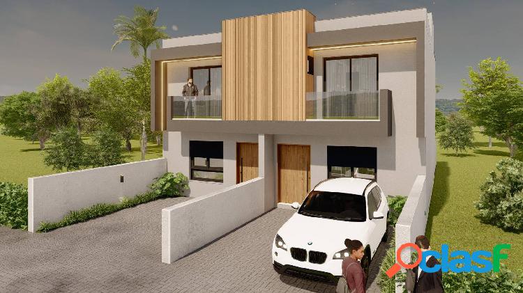 Sobrados em construção no Bairro Mont Serrat em Canoas.