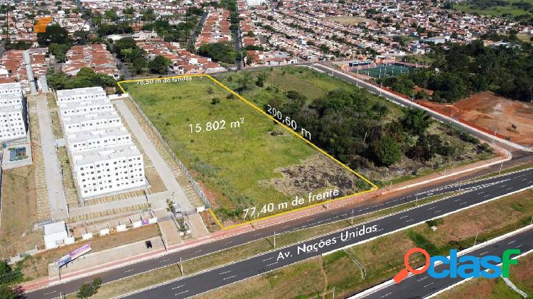 Terreno com 15.800 m² e 77 metros de frente para a av.