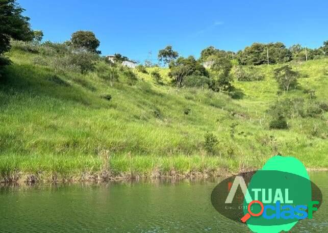 VENDE TERRENO PÉ NA AGUA EM CONDOMÍNIO IGARATA.