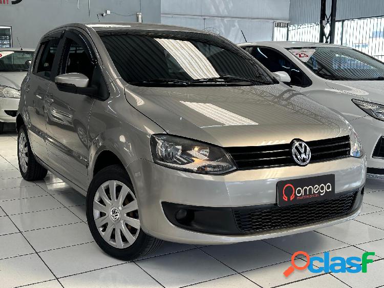 VOLKSWAGEN FOX 1.6 MI TOTAL FLEX 8V 5P PRATA 2014 1.6 FLEX