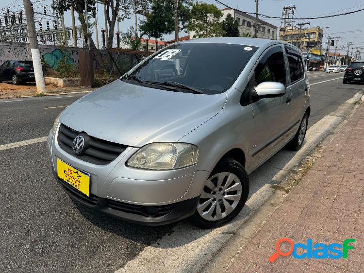 VOLKSWAGEN FOX PLUS 1.6MI 1.6MI TOTAL FLEX 8V 4P PRATA 2008