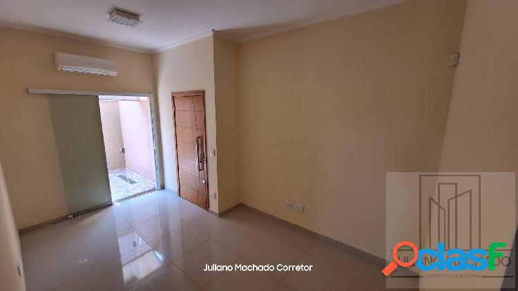 Apartamento térreo com amplo quintal, 2 dormitórios 1