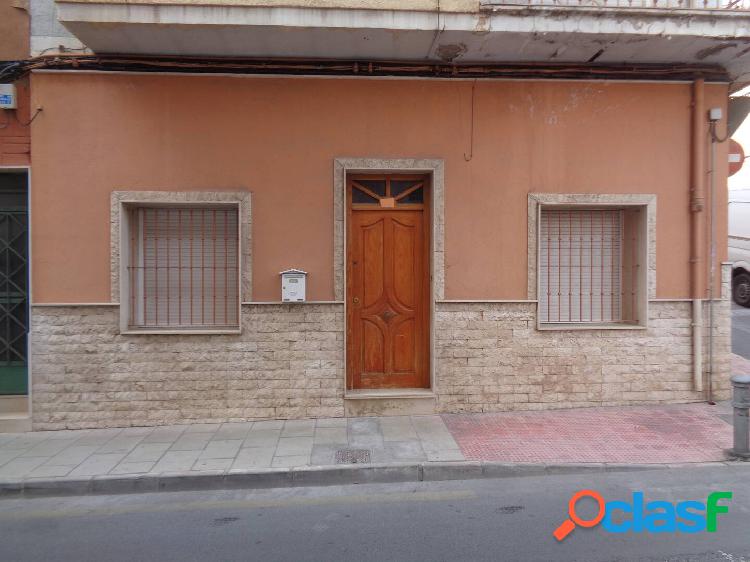 CASA EN VENTA EN ELDA,ZONA DOS DE MAYO