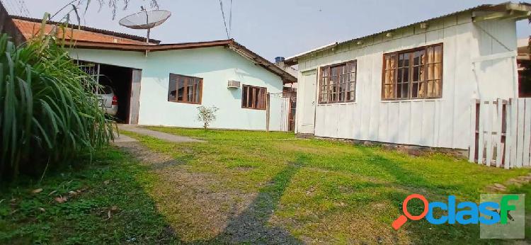 Casa com 3 quartos, 100m², à venda em Camboriú, Santa