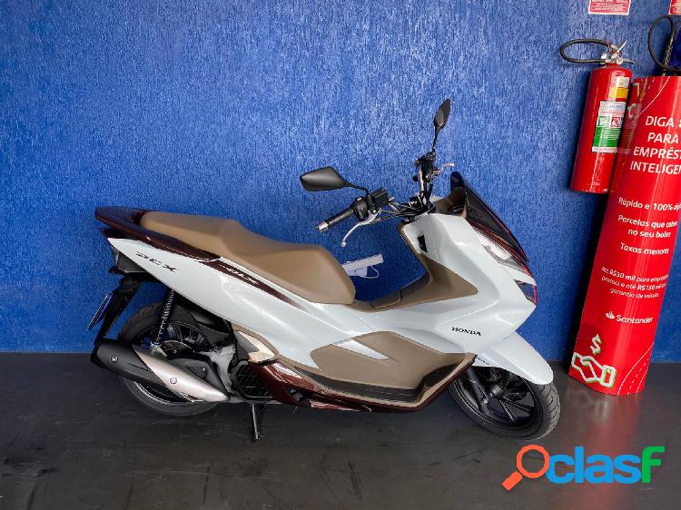 HONDA PCX 150DLX BRANCO 2021 150 GASOLINA