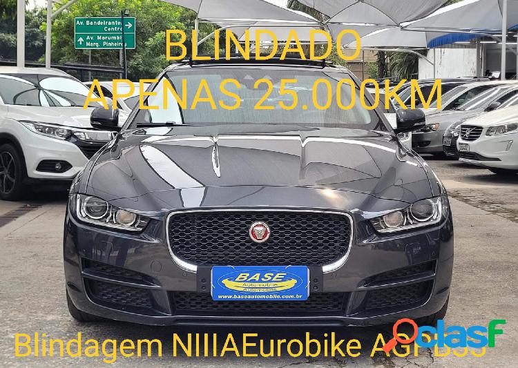 JAGUAR XE 2.0 TURBOCHARGED PURE 240CV AUT. CINZA 2017 2.0