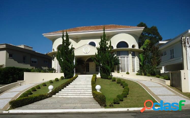 Linda Casa à Venda no Tamboré 2 – Conforto e Elegância