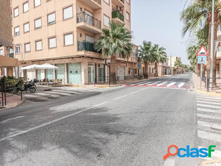 Local Comercial en Venta en Jacarilla, Alicante