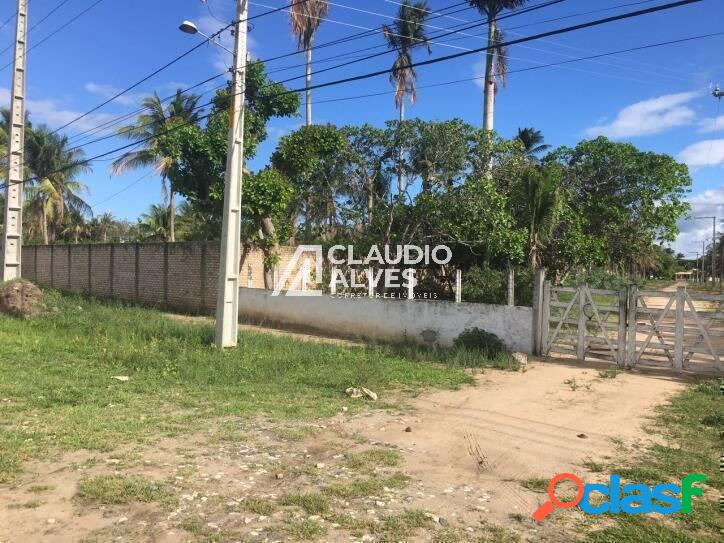 ÁREA COMERCIAL COM 138.000 M2 NA BR 324