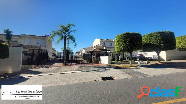 SOBRADO COND. 3DORMS./1SUÍTE - 2VGS. - 143M² - DEMARCHI -