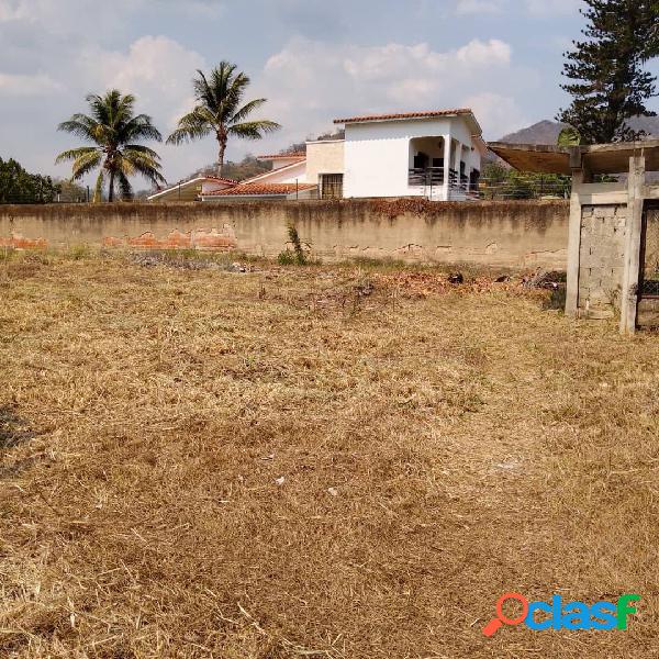 TERRENO EN VENTA UNIFAMILIAR COLINAS DE GUATAPARO CALLE