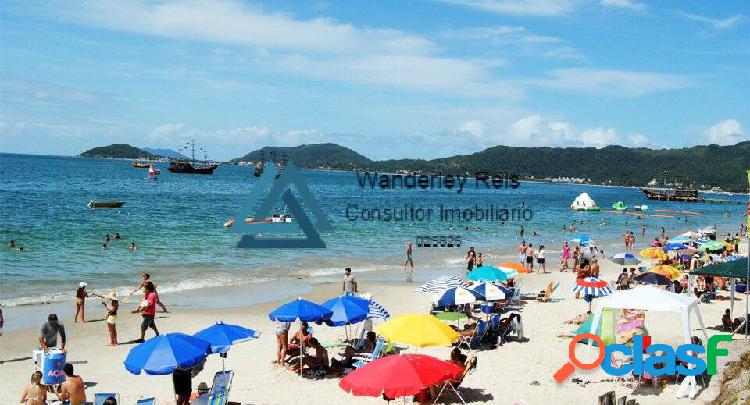 Terreno frente mar em Canasvieiras - Pé na areia