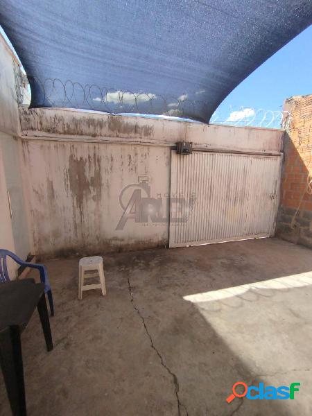 Vende se Casa 3 quartos Lote 200 m2 Bairro Residencial Sul