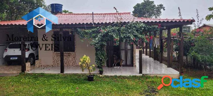 Casa Com Piscina em Condomínio Fechado