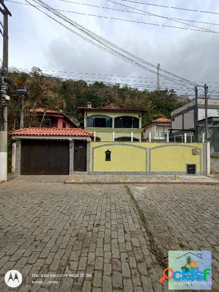 Casa Duplex em Petrópolis - Corrêas