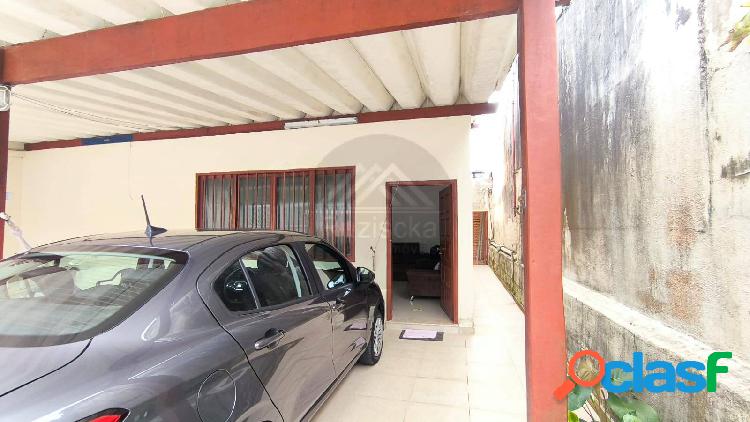 Casa com edícula nos fundos, á venda em Itanhaém á 500m