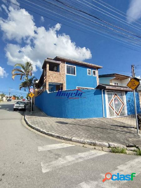 Casa de esquina - Esplanada independência Taubaté