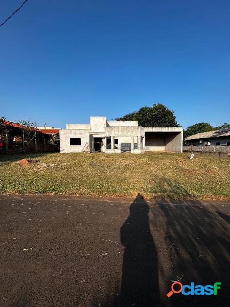 Casa em construção no Residencial Parque Laguna em