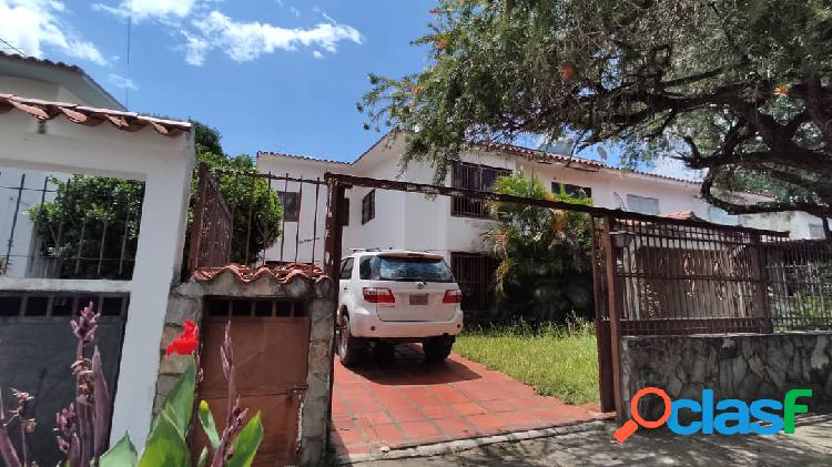 Casa en Venta en Urb. Los Caobos, 360m², Requiere