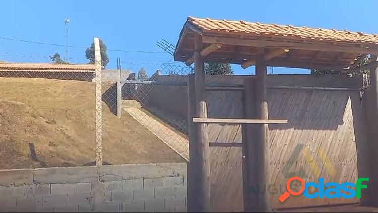 Chácara com 2 quartos, 150m², à venda em Mairinque,