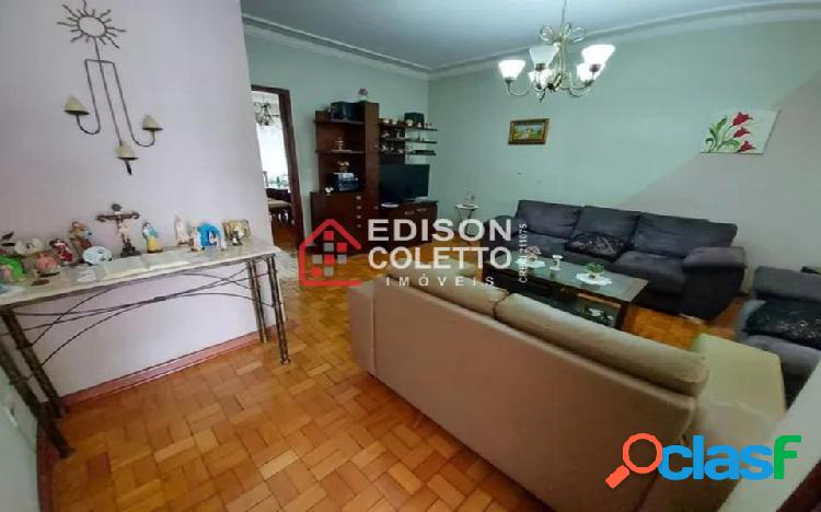 "Excelente casa à venda no Jardim Elite oferece um estilo