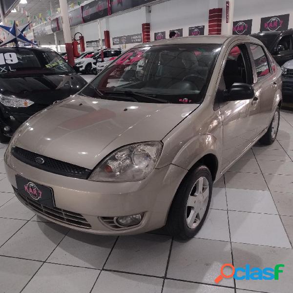 FORD FIESTA SEDAN 1.0 8V FLEX 4P PRATA 2007 1.0 FLEX