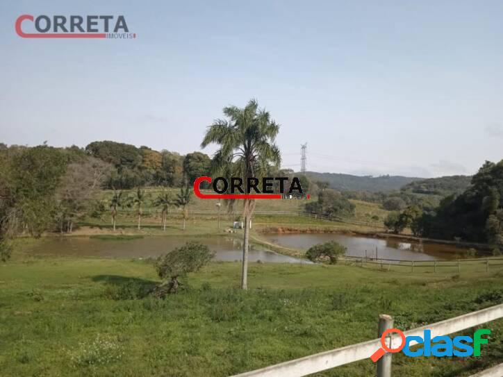 LINDO HARAS FORMADO E RICO EM ÁGUA