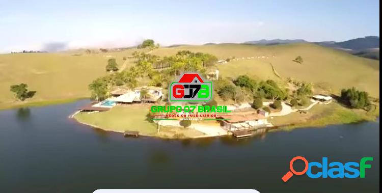 Linda Fazenda Alto padrão com lago gigante do lado de São