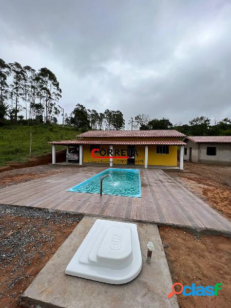 OPORTUNIDADE DE CHÁCARA COM PISCINA EM FASE DE ACABAMENTO