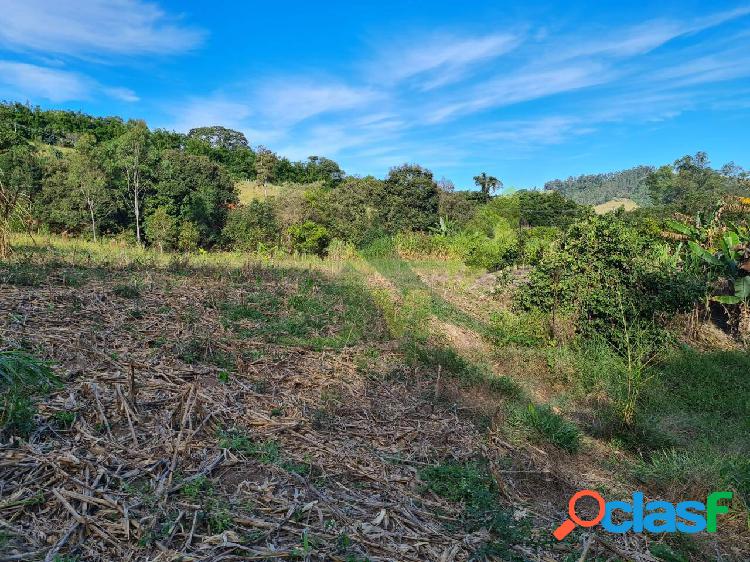 Sítio à Venda em Piracaia com 55.000m²