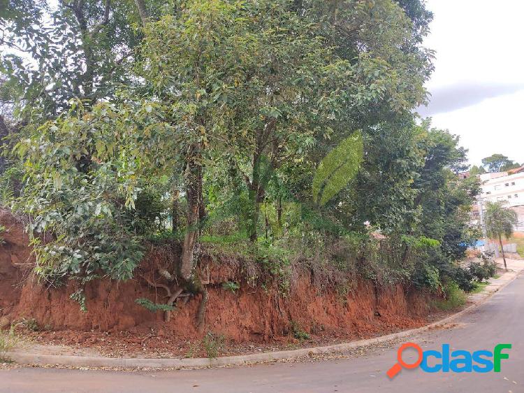 Terreno 705m² à Venda no Jardim Paulista, Atibaia
